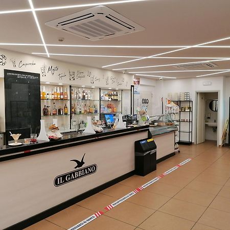 Hotel Il Gabbiano Beach Terme Vigliatore Exterior photo