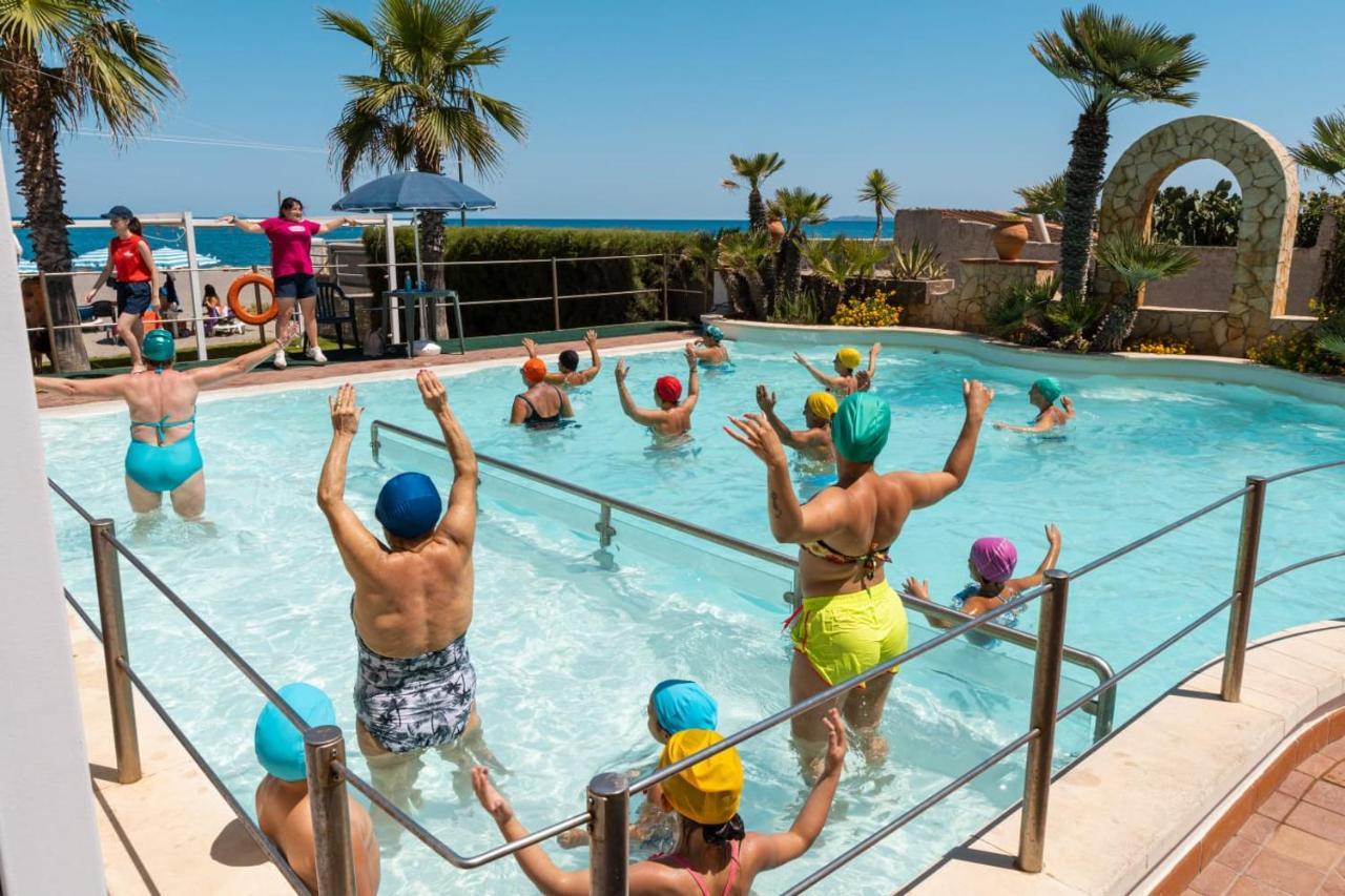 Hotel Il Gabbiano Beach Terme Vigliatore Exterior photo
