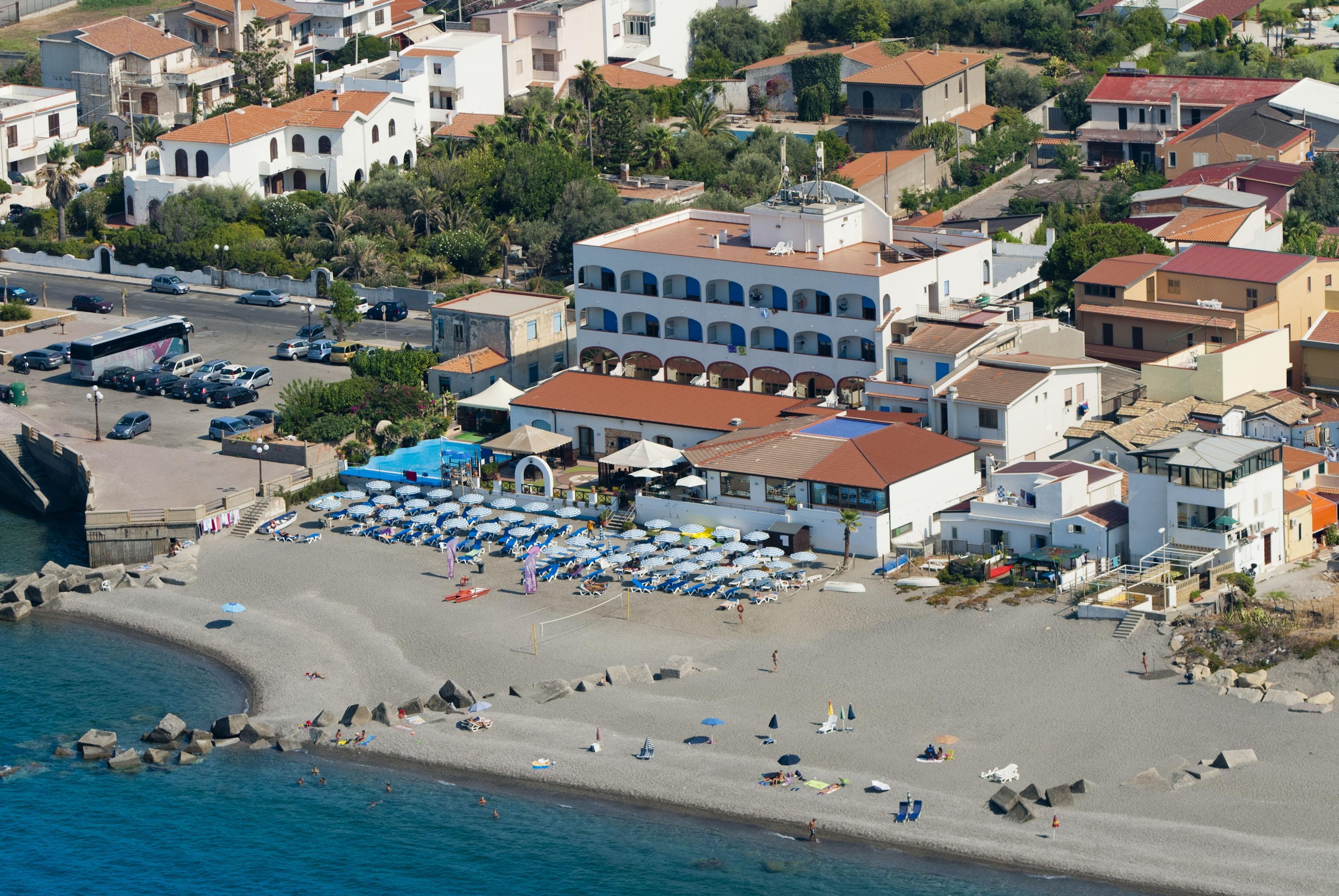 Hotel Il Gabbiano Beach Terme Vigliatore Exterior photo